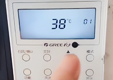 格力中央空调的线控器不亮,格力中央空调线控器功能操作方法
