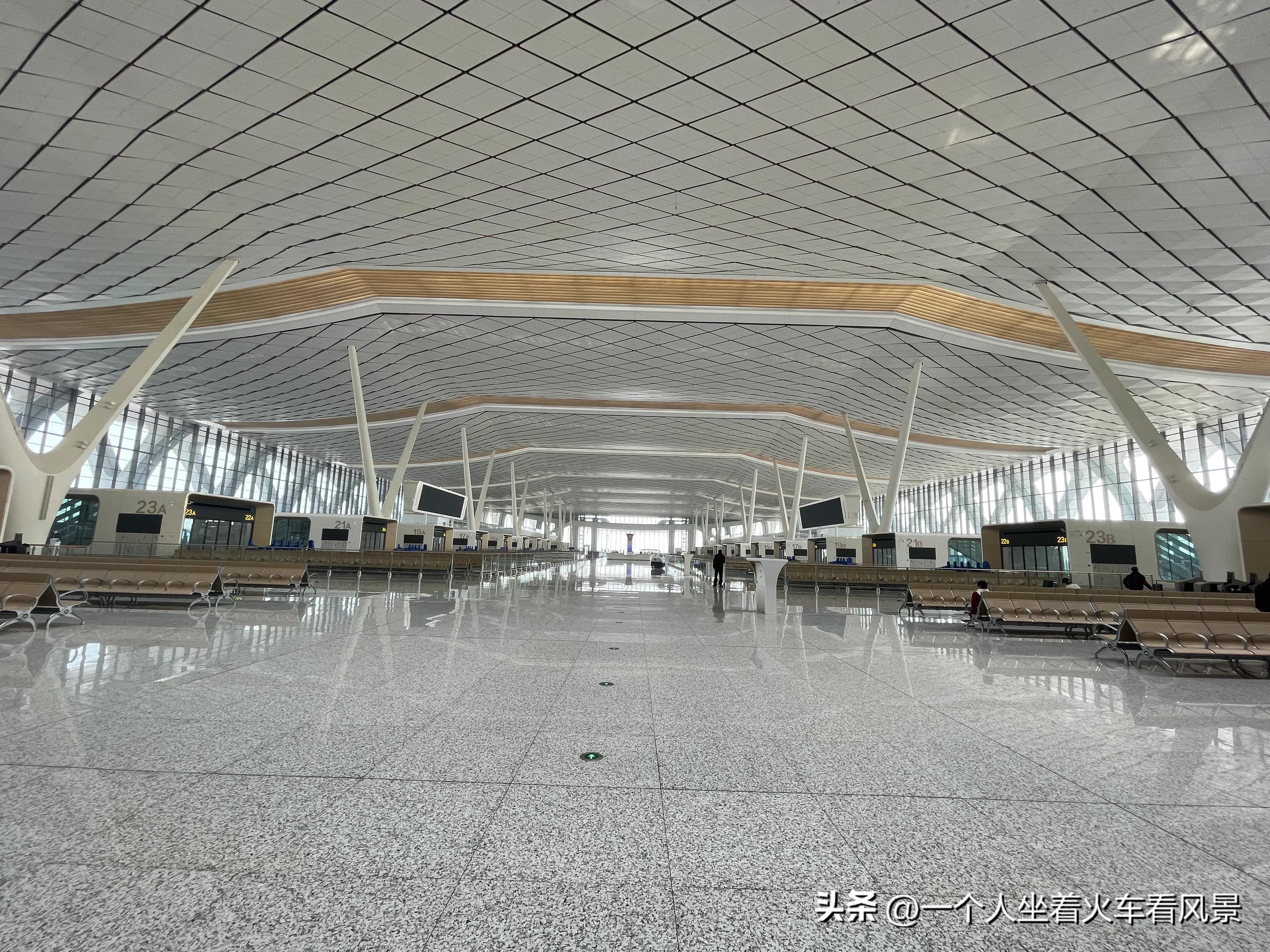 郑州航空港站有哪些线路,郑州航空港站乘车体验