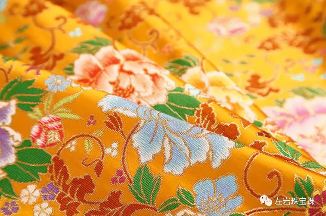 左岩惊艳全部图片,左岩惊艳高级照片