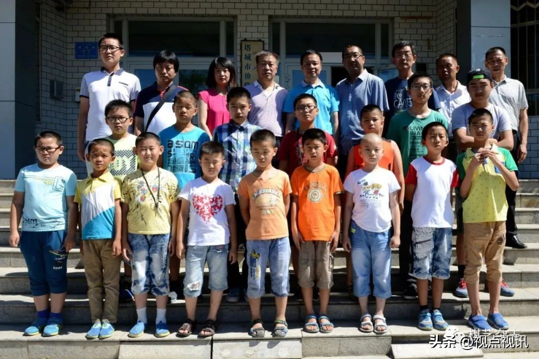 成都市棋院李艾东,象棋教练李艾东