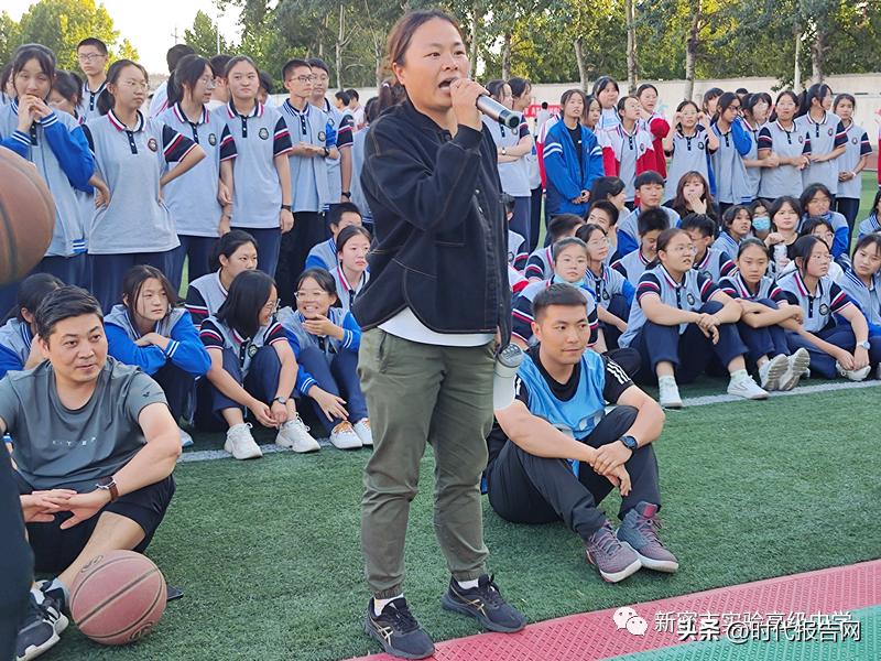 新密青屏高级中学篮球赛,新密市职教中心篮球比赛