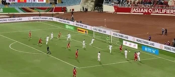 中国男足永不放弃,中国男足现在的实力变强了吗