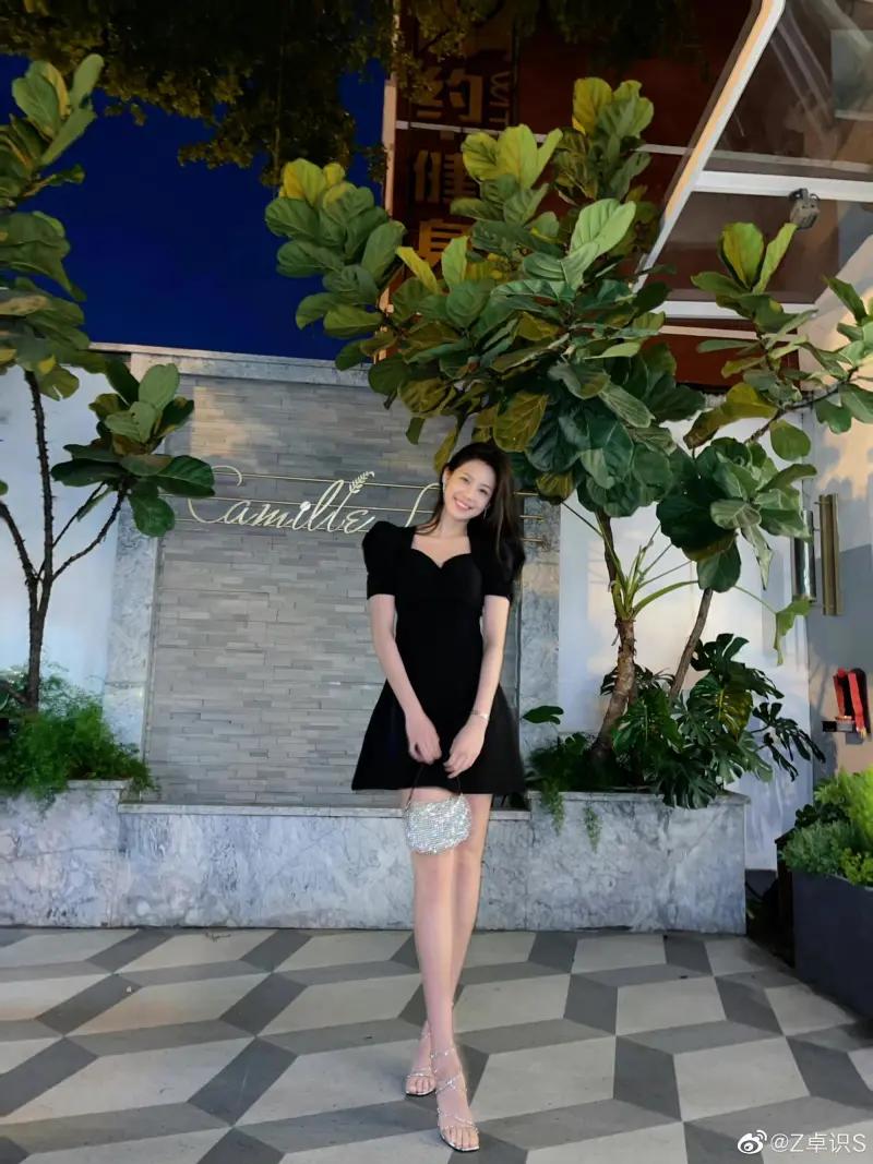 中国女篮王思雨照片好看一点的,徐杰和张茹王思雨身高啥关系