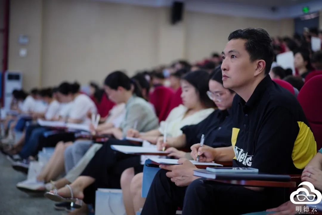 李镇西老师的教育理念,李镇西老师