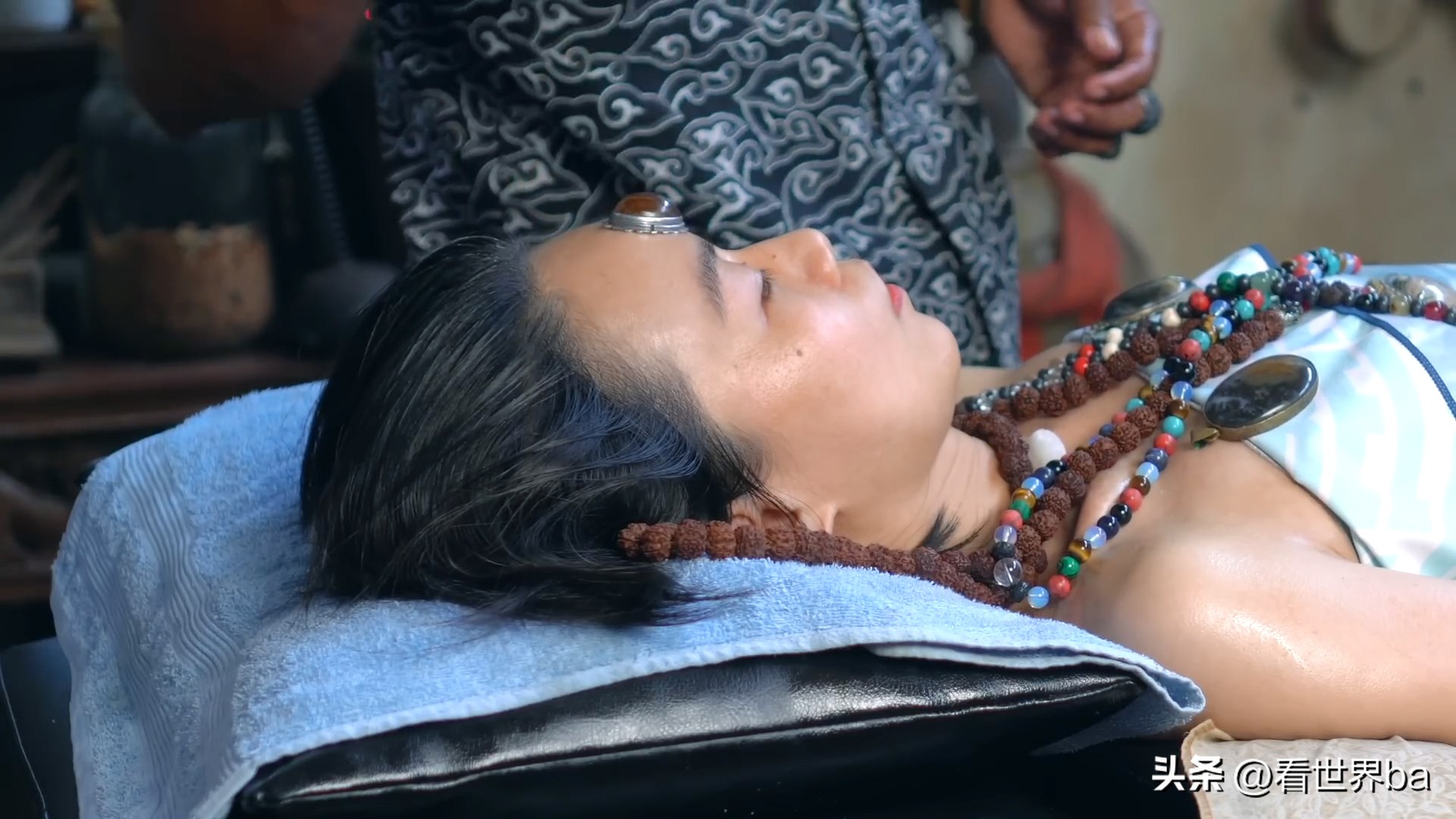 印度奇葩推拿,印尼奇葩传统完整版