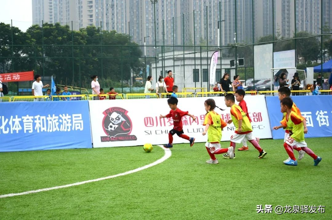 废弃广场变公园,废弃篮球场变身社区休闲广场