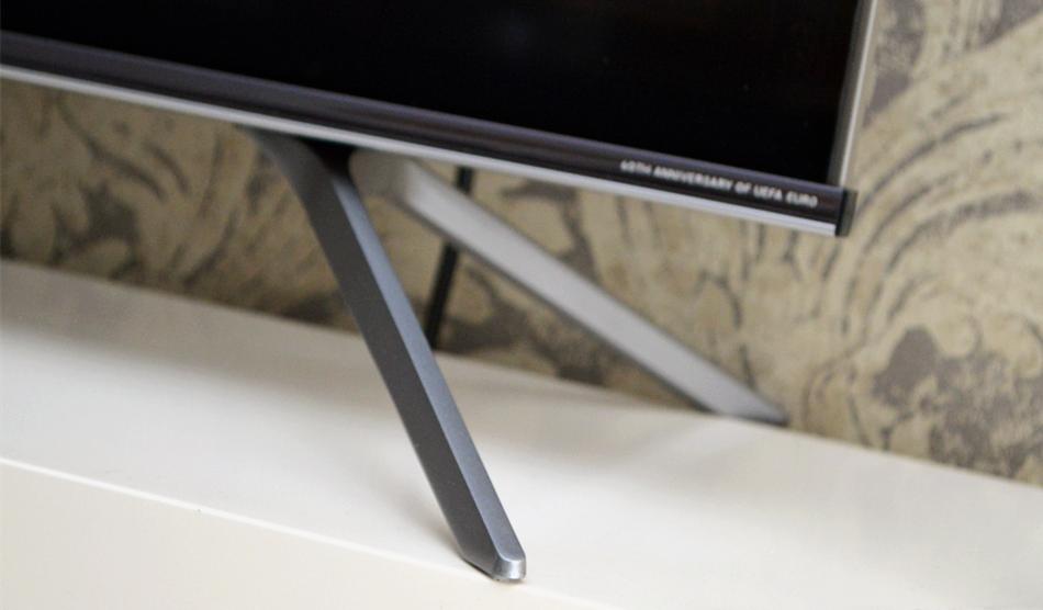 lcd永不为奴发布会,海信85寸e8kminiled电视对比