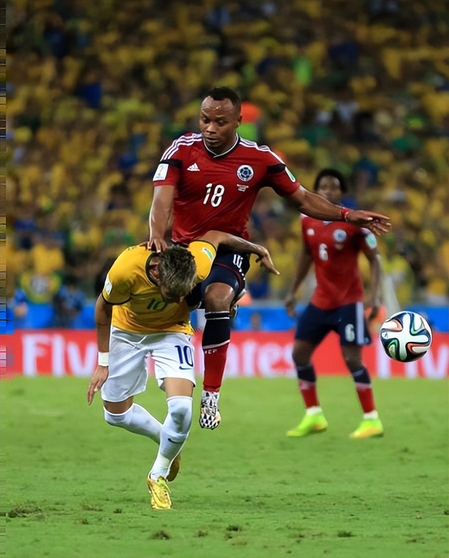 盘点世界足坛最精彩的十大进球,世界杯历史最强巴西队