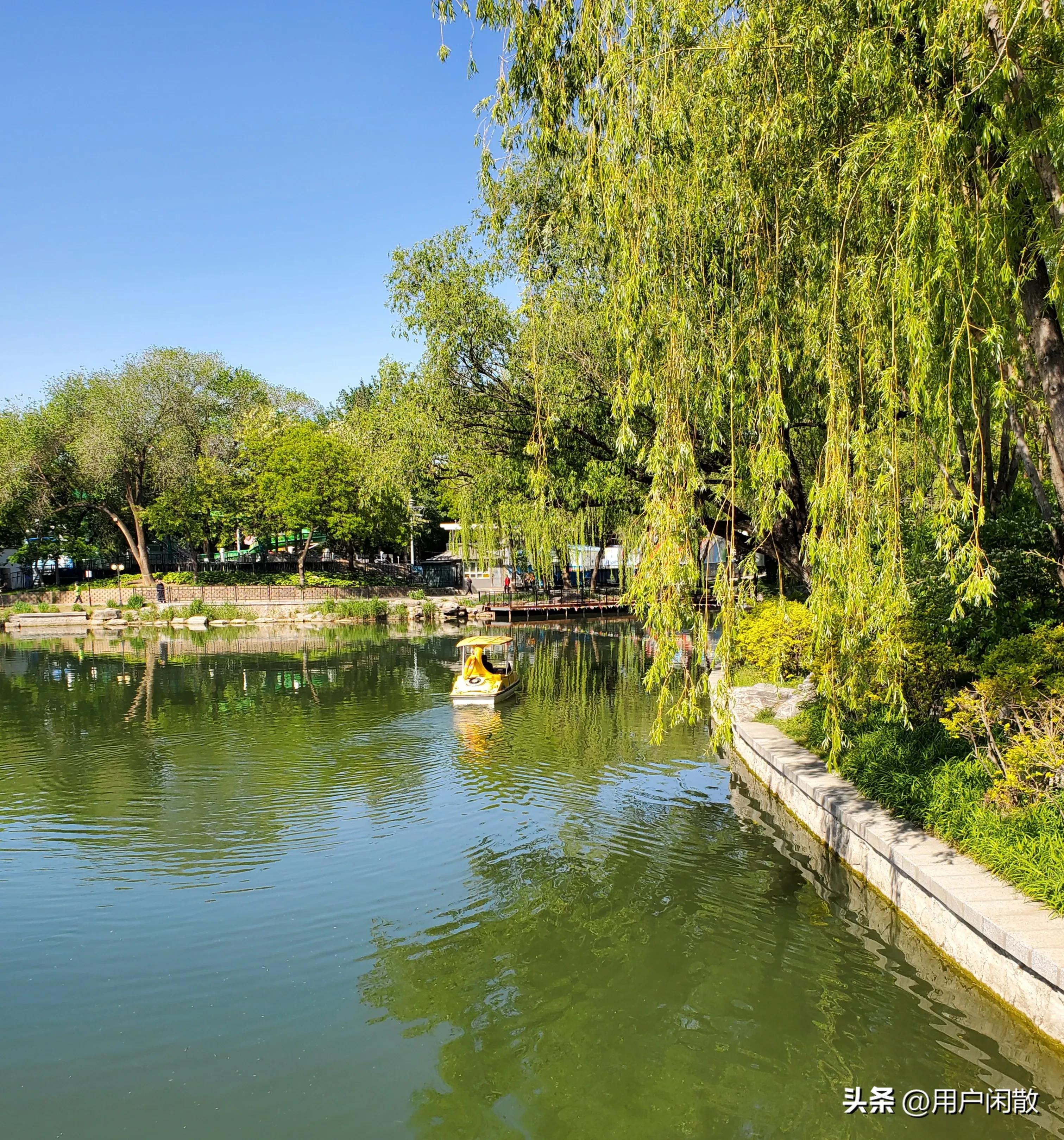 小清新养眼城市中藏着的迷你公园,城市中的静谧公园