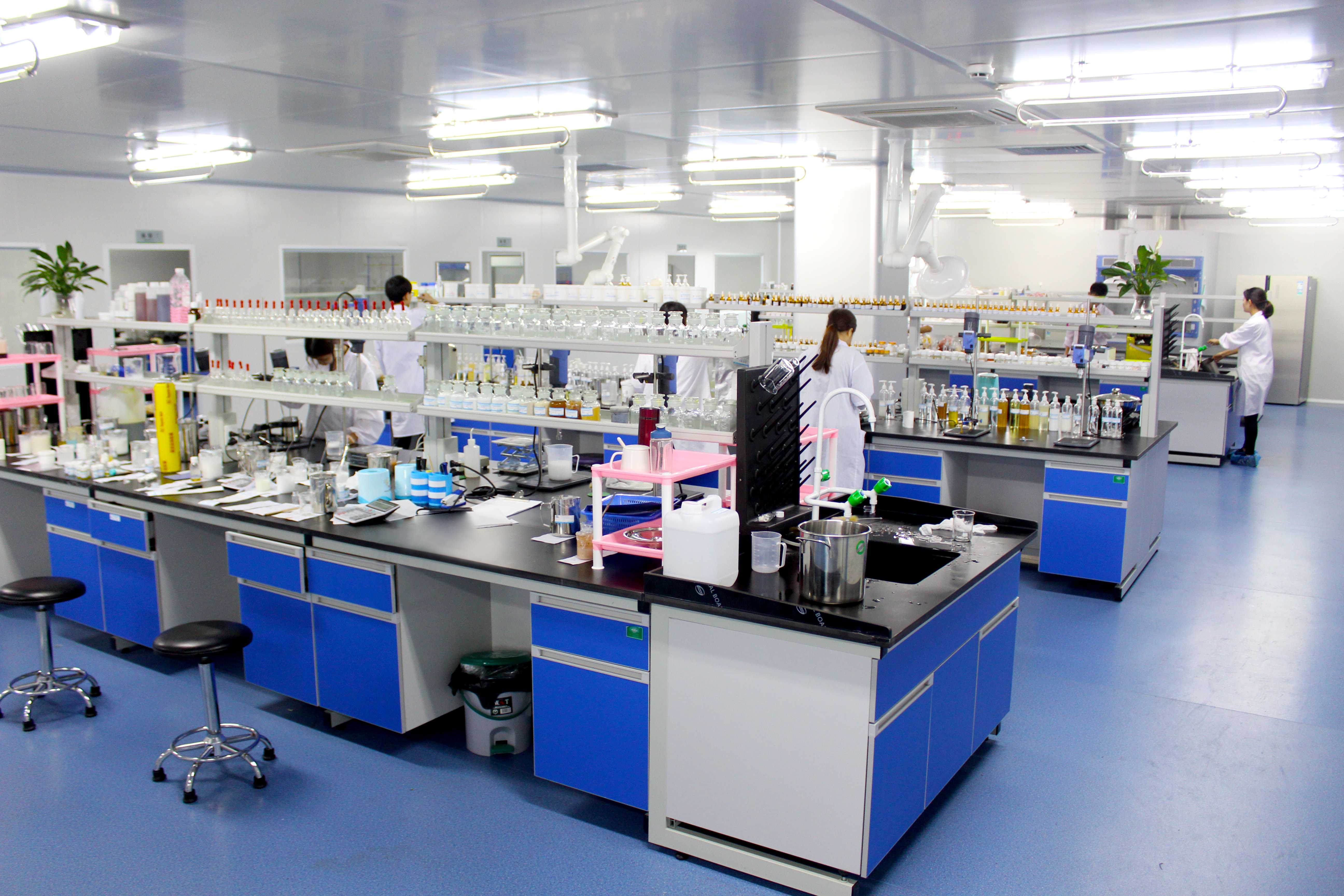 化妆品oem加工厂家,oem化妆品可靠吗