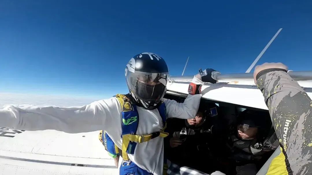 海陆空震撼炫酷视频,海陆空的全线飙战看得直呼过瘾