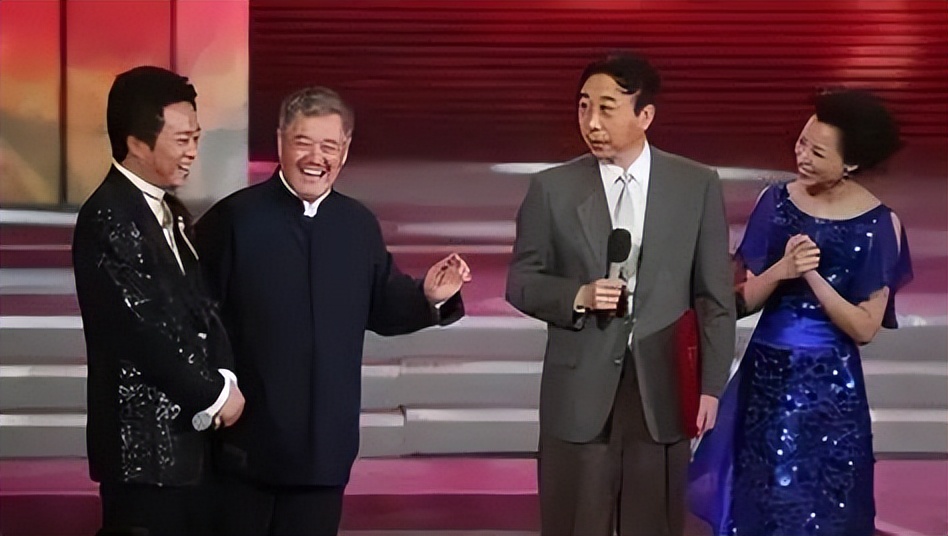 2024年春晚主持人公布八位,2021年春晚主持人名单没确定吗