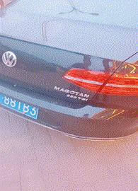 想问这姑娘衣服在哪买的,会不会挨揍?亮点