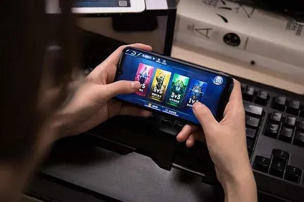 超八成家长对防沉迷新规满意，腾讯宣布“未成年人保护4.0”阶段