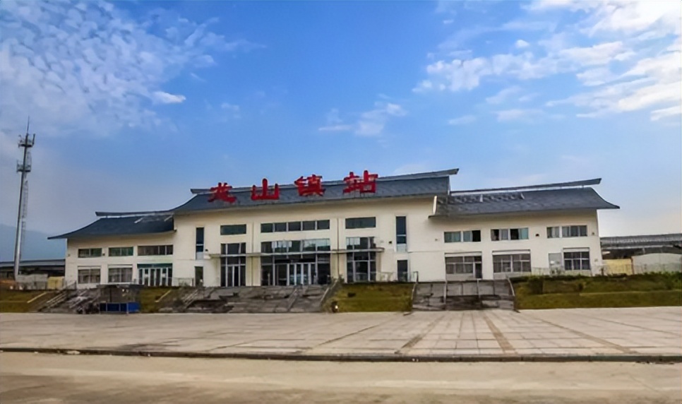 湖南新闻9岁女孩被人贩子拐走,17岁少女被拐后反把人贩子卖了