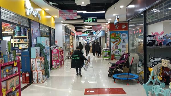 春节卖玩具在哪批发,春节卖的小玩具