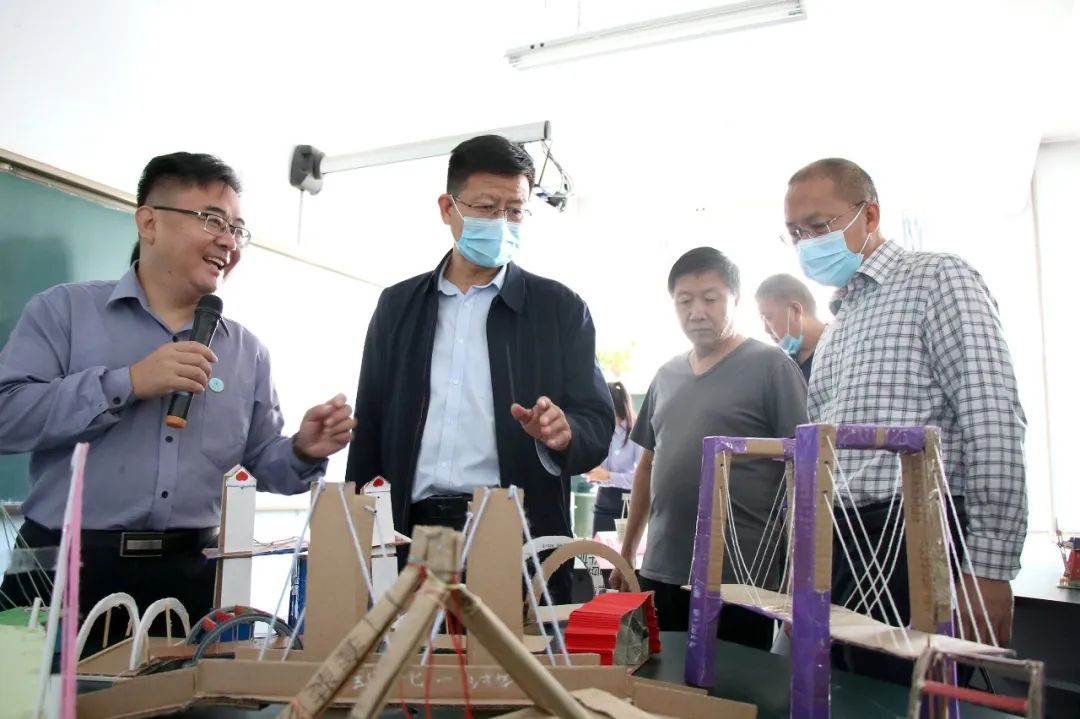 盐湖区明远小学怎么样,教育局调研明远小学