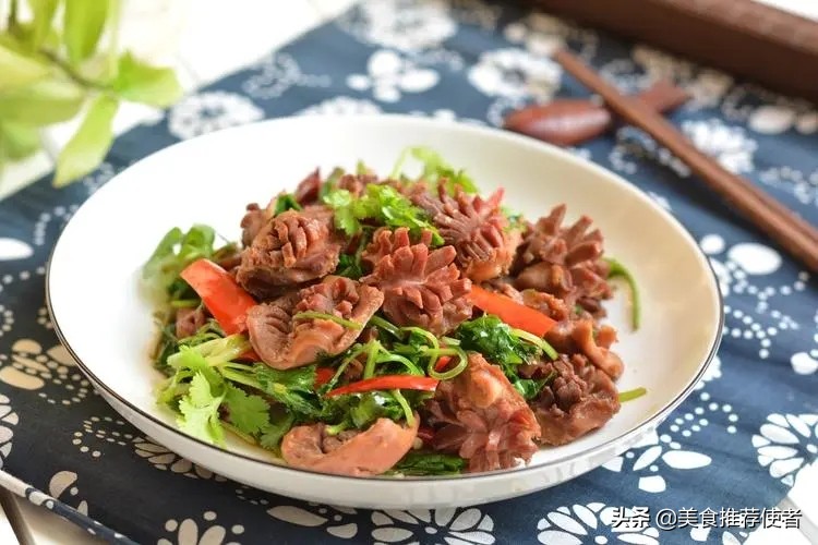 虾是高脂肪高蛋白食物吗,虾是补肾补精子的吗