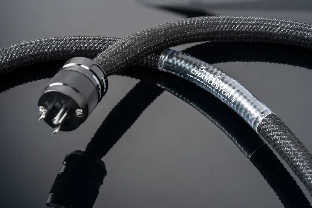 令人匪夷所思的英国BlackRhodium黑金线