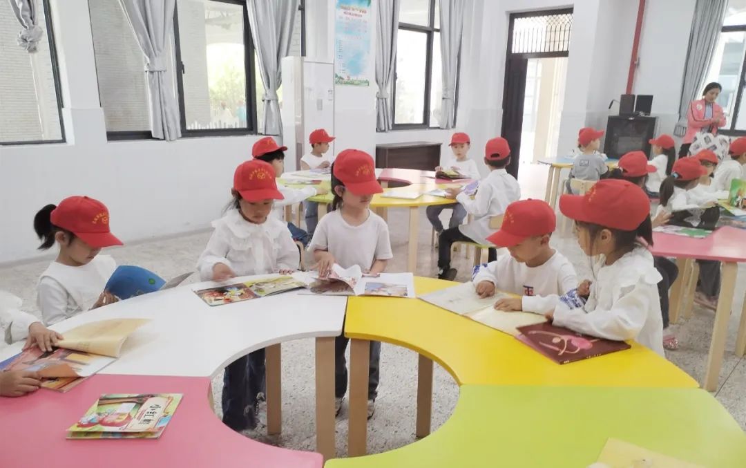 小学幼小衔接活动简报,幼小携手开展幼小衔接活动报道