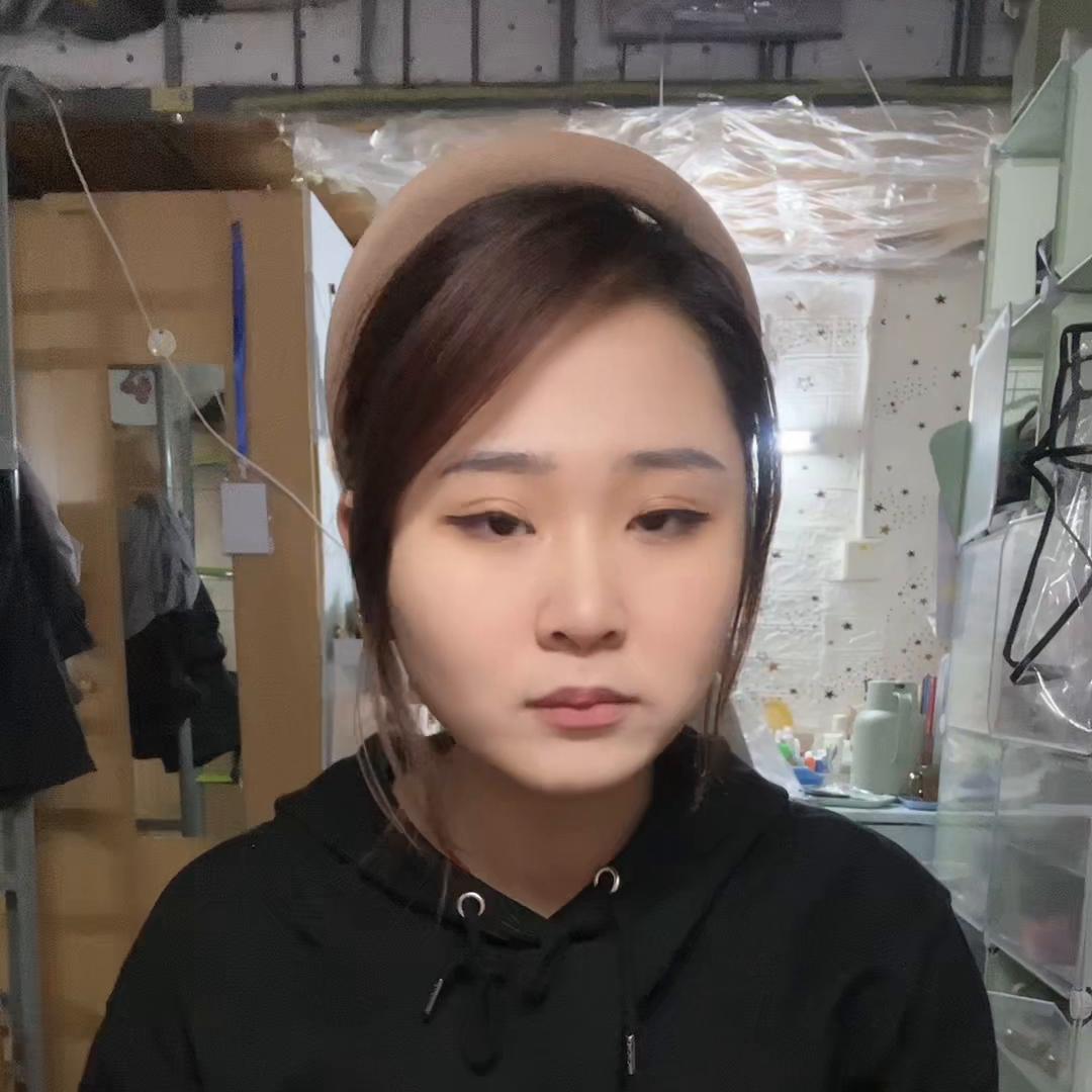 女大学生旅游做攻略,穷学生旅游最省钱的方法