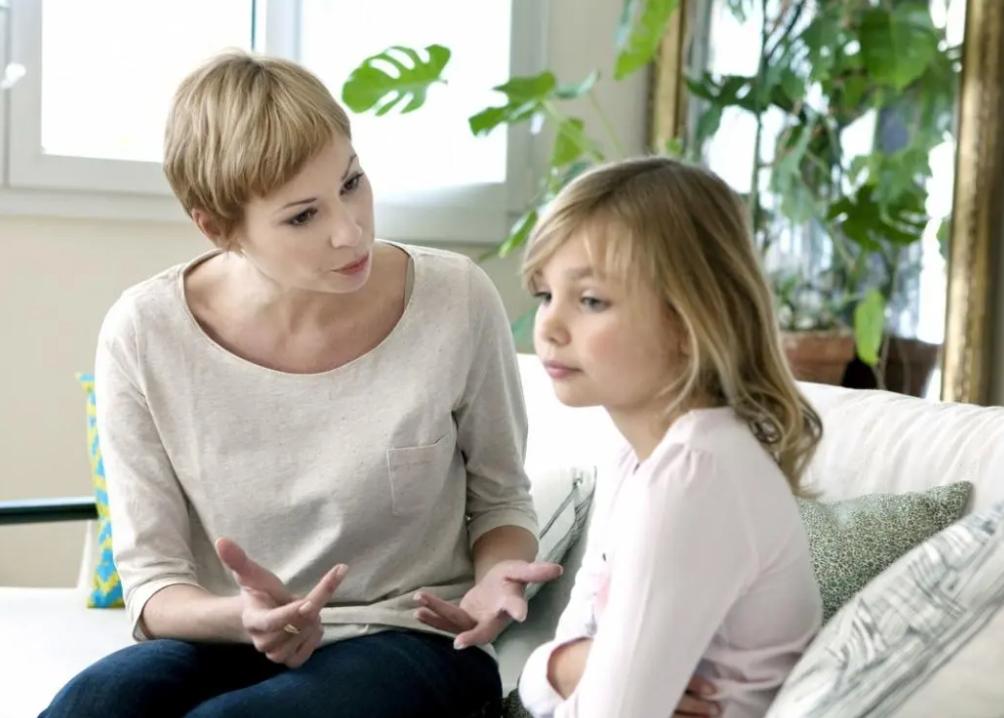 “吃不起就别买，自我感动绑架谁”，一颗芒果引发的母爱翻车