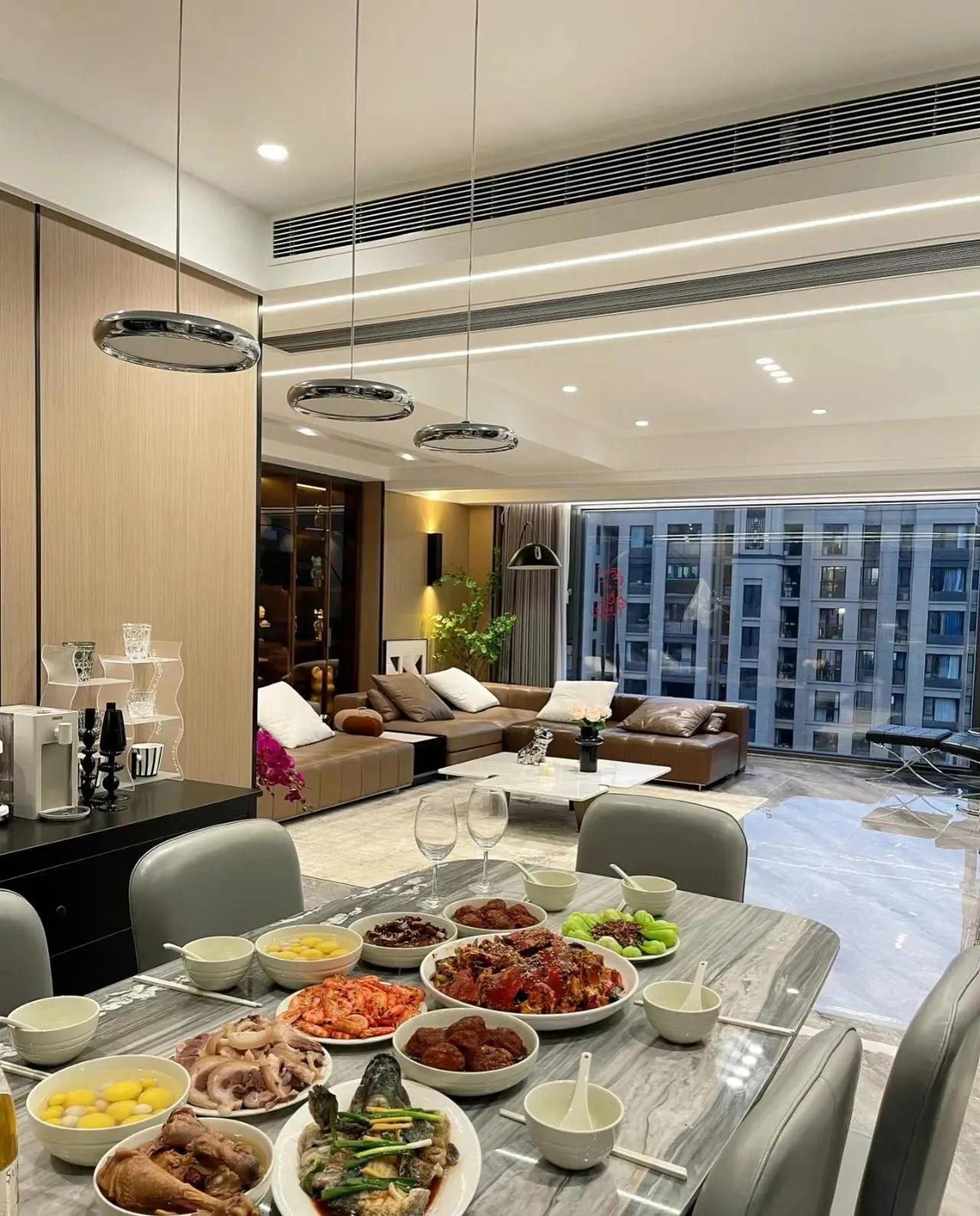 福建女主晒出138㎡新家：全屋没有一丝俗气，堪称装修教科书