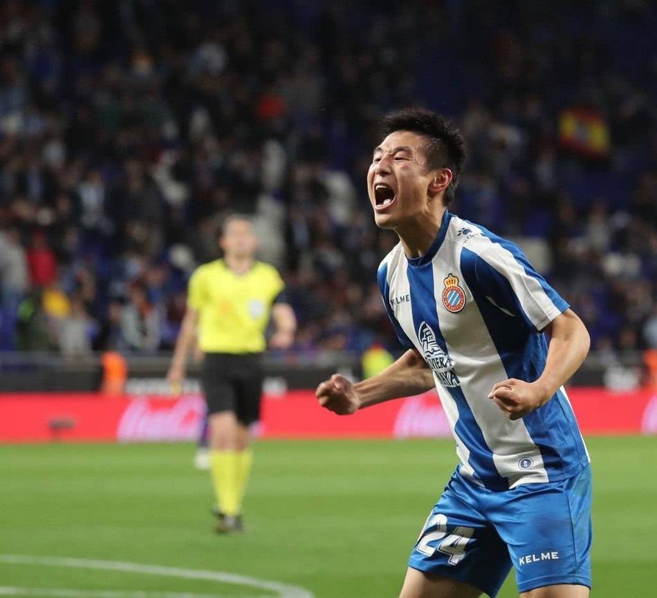 武磊最新冲突,武磊与梅西的故事