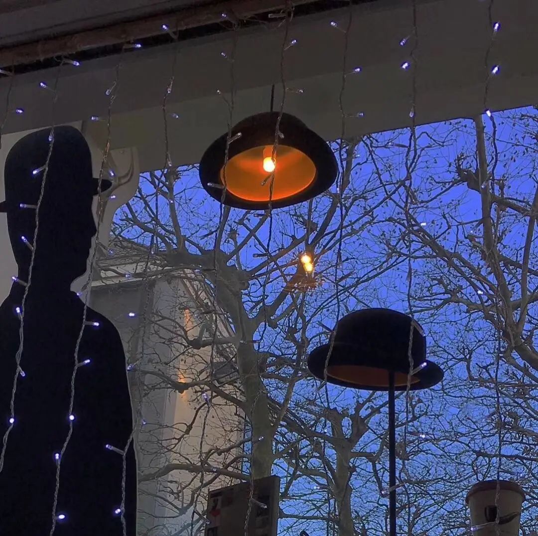 伤感朋友圈背景图,伤感朋友圈背景图片