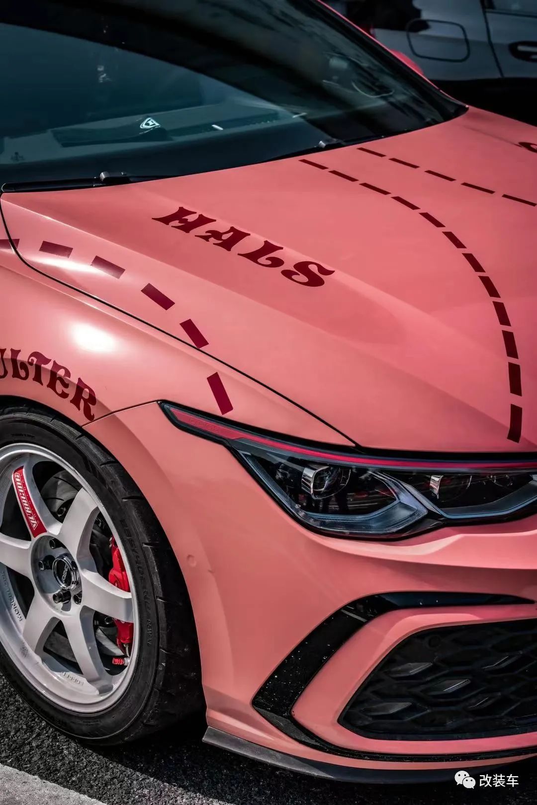 竞技走街范的大众8代高尔夫GTI，上午提车、下午改装