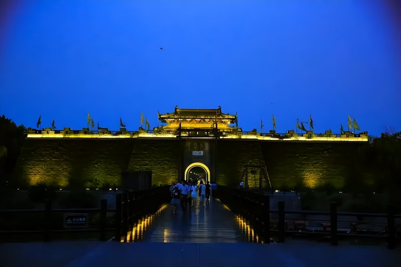 夏日“夜游”正当时，宋夹城“夜场”时段邀你一起嗨