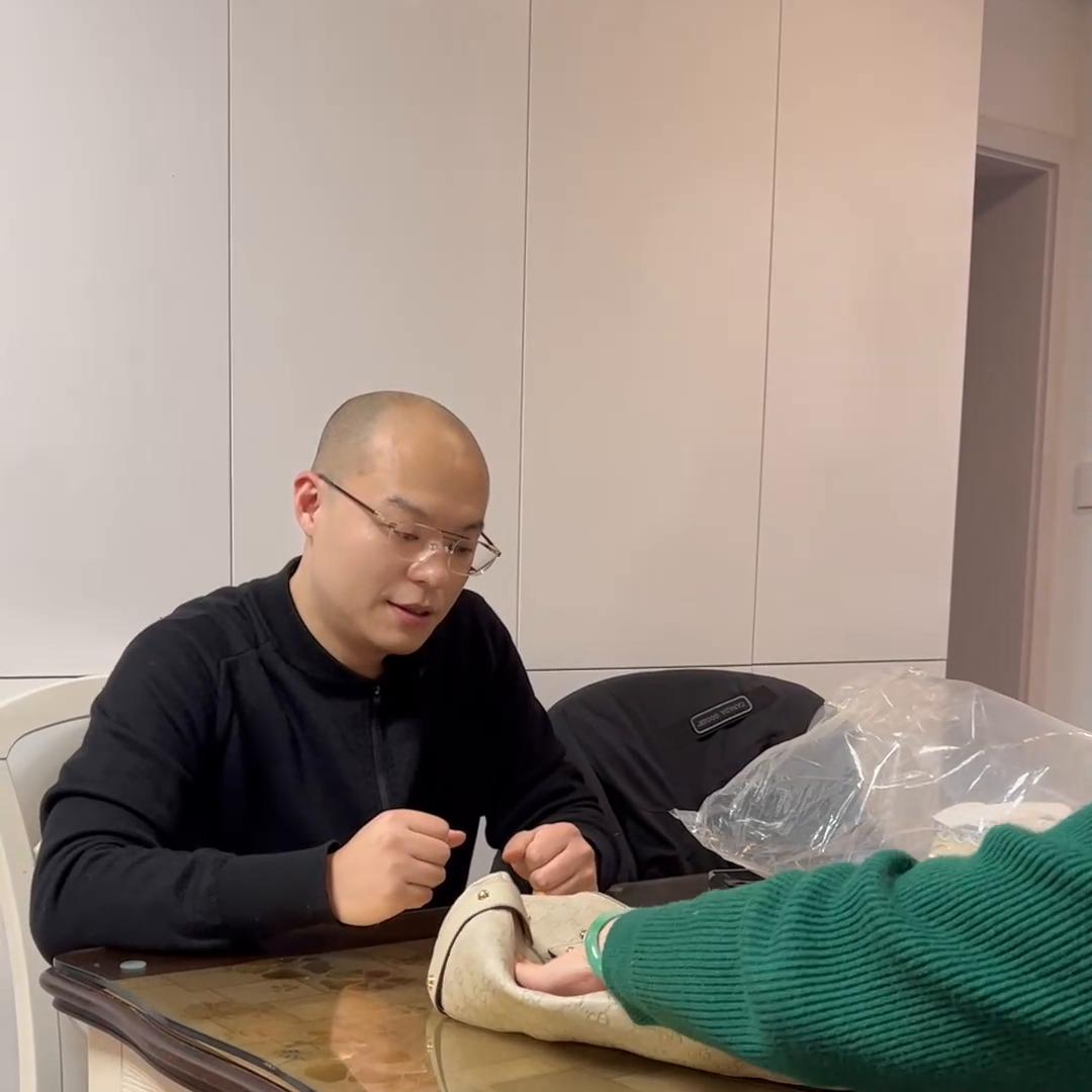 momo的忠实粉丝上海阿姐大容量包包爱好者塑料袋随...