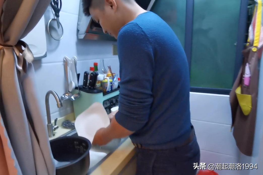 我有个残疾哥哥，爸妈让我出钱给侄子买房，我偷偷做了个决定