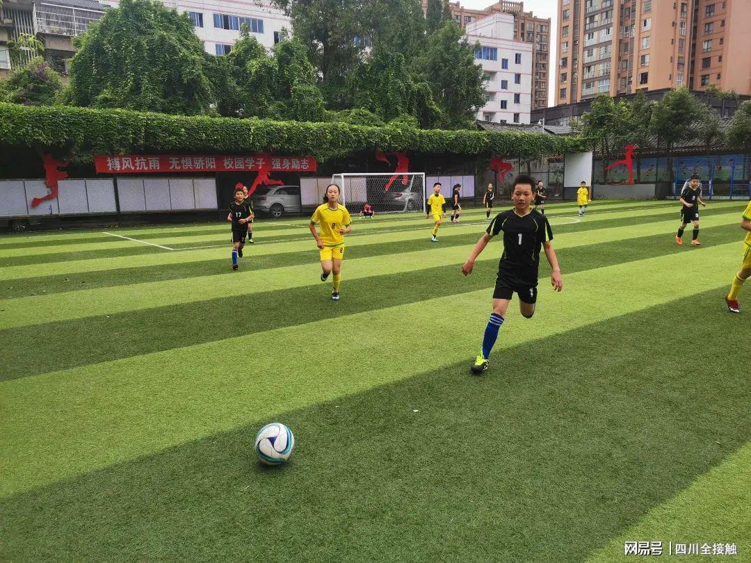 少年展风采运动向未来,足球少年风采展