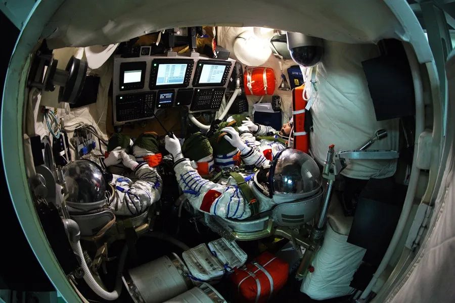 神舟16号航天员乘组名单,中国航天神舟16号人员介绍