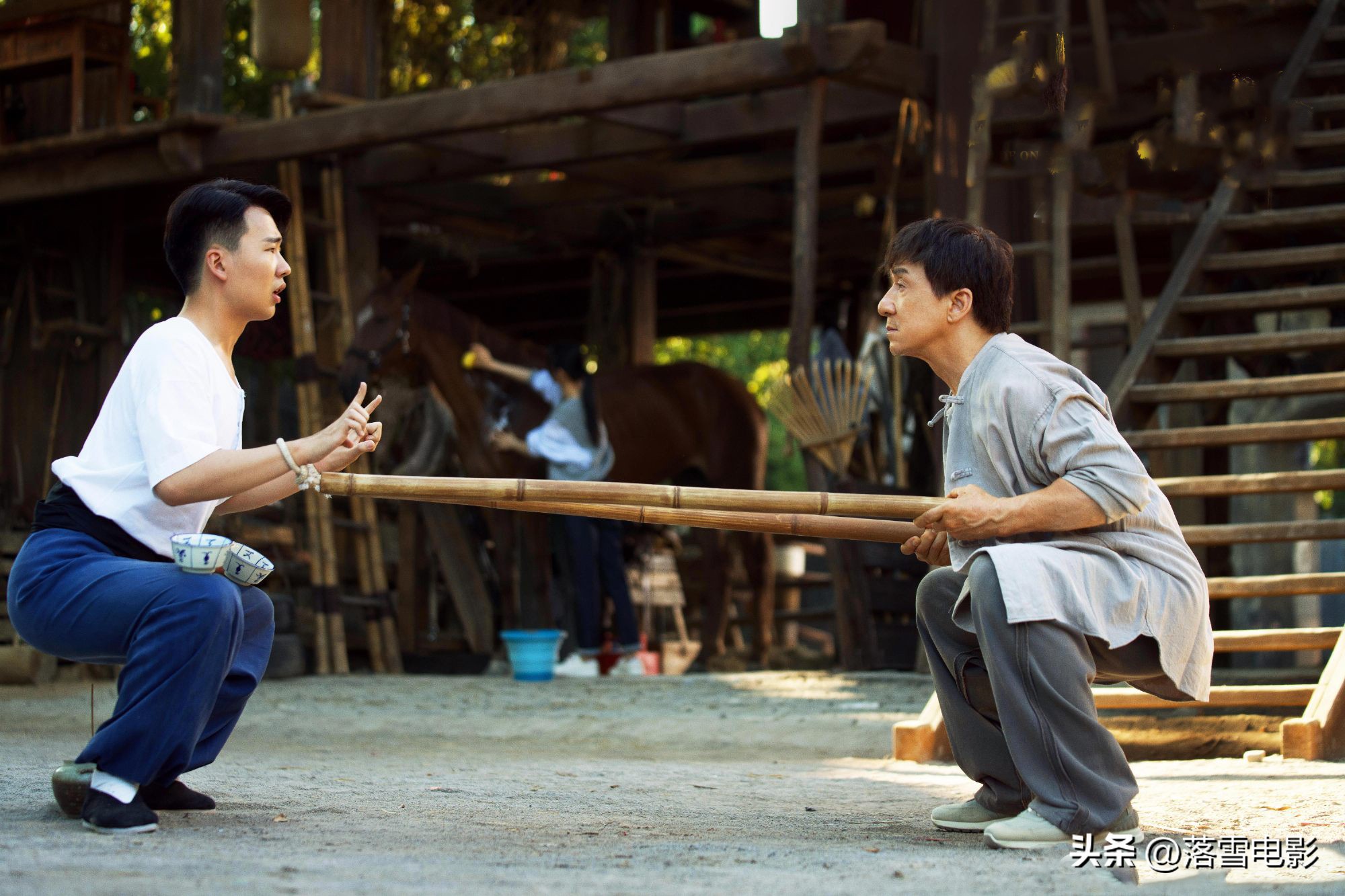 成龙拍龙马精神是想表达什么,成龙财力