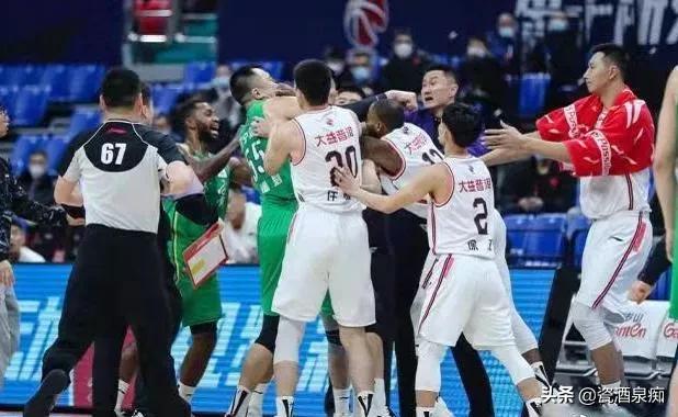 cba广东vs辽宁威姆斯韩德君,辽宁男篮对战广东韩德君和威姆斯