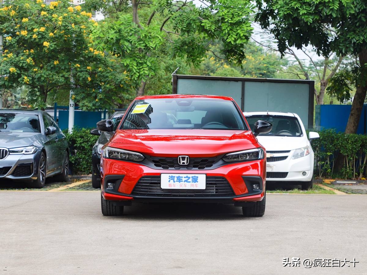 最新款思域后排空间怎么样,既要包裹又要舒适性选什么座椅