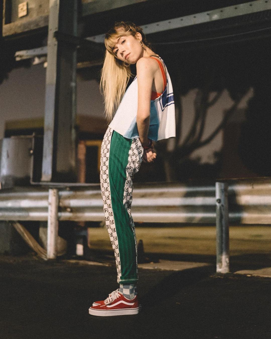 6岁童星被父母当摇钱树,欧美童星被父母当成摇钱树