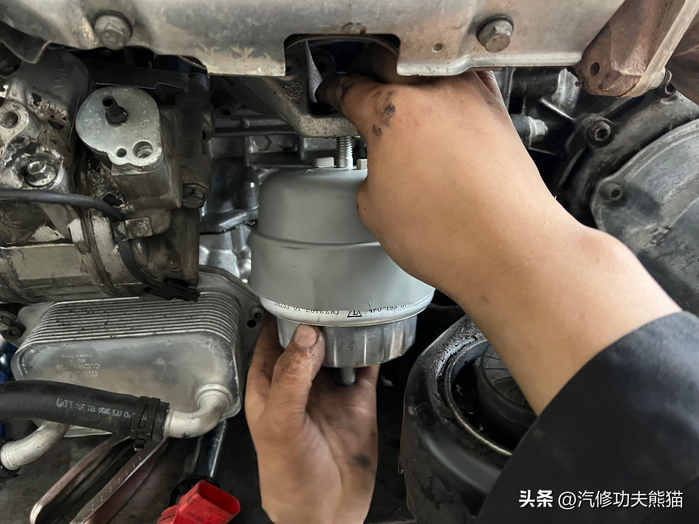 翻新60年前的奥迪,老车翻新奥迪a6发动机