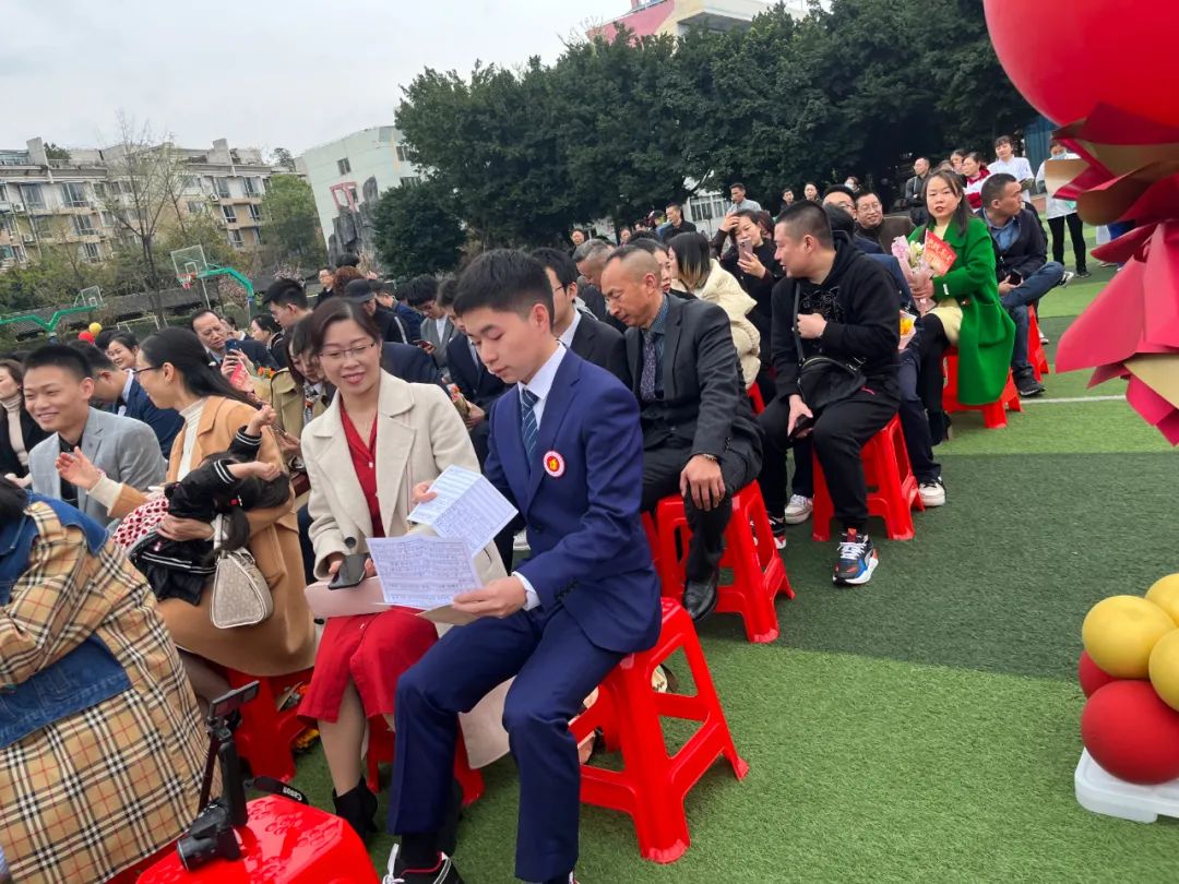 用“VR”视野，探校（三）！师大实外学生的心理健康，有保障！