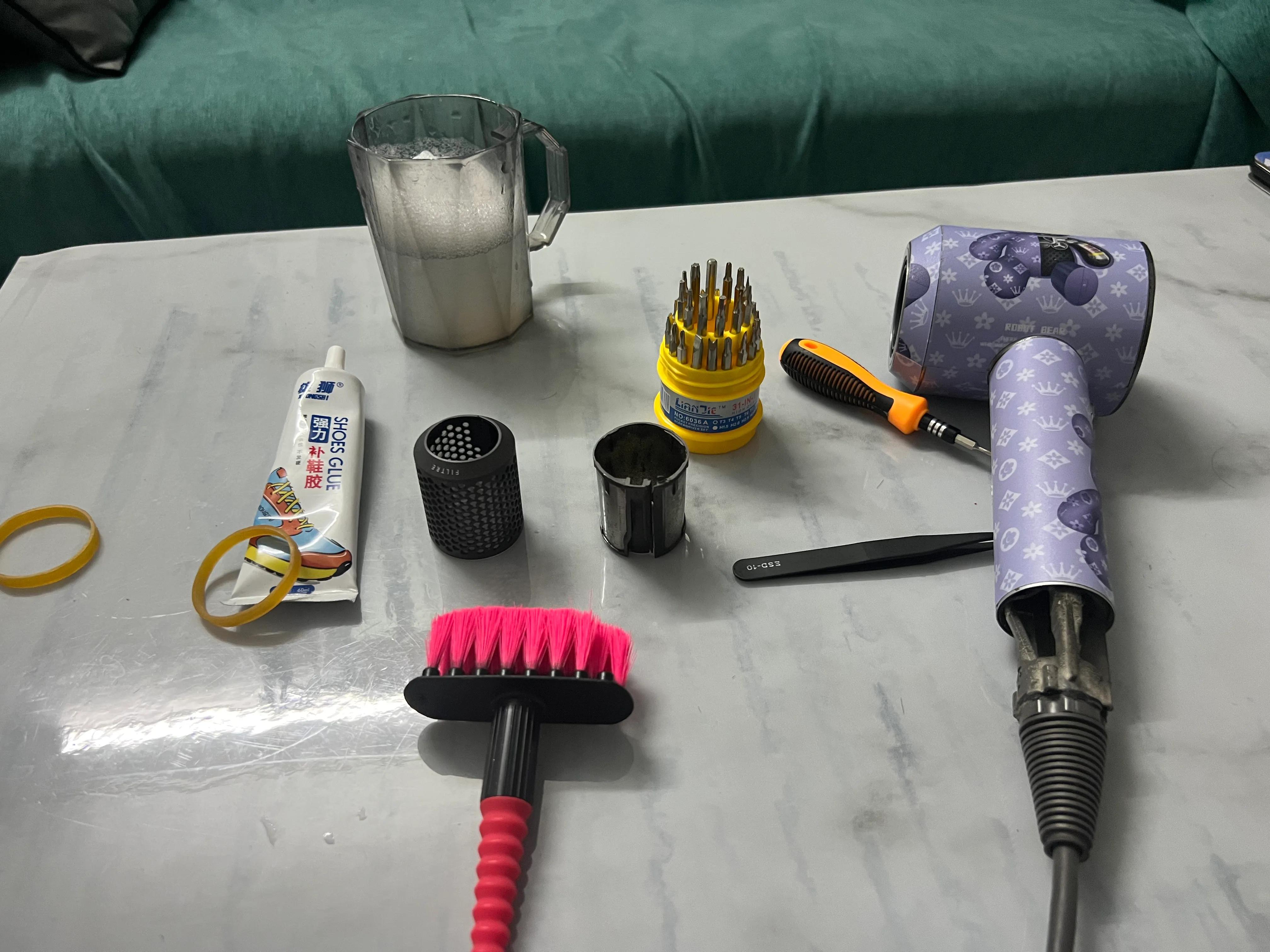 戴森吹风机老是吹的过程中死机,戴森吹风机最热档吹一会儿就断电