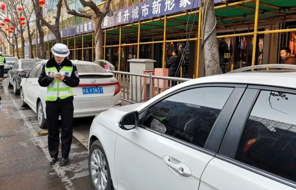 出门没有停车位怎么办,路边没有停车位怎么处理