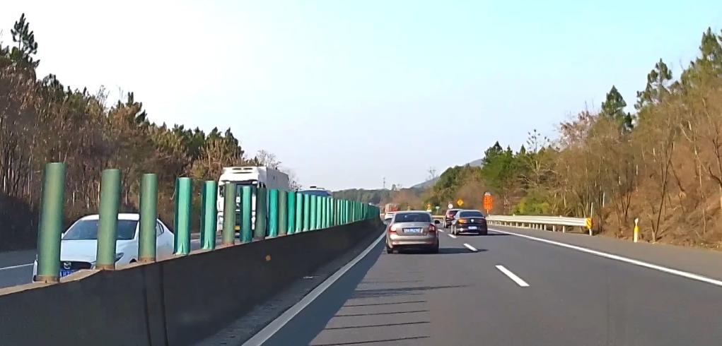 高速公路超速10%未到20%怎么处罚,安徽高速超速10%未达20%怎么处理