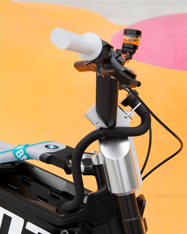 宝马推出轻便摩托车ce-02,宝马ce-02国内售价