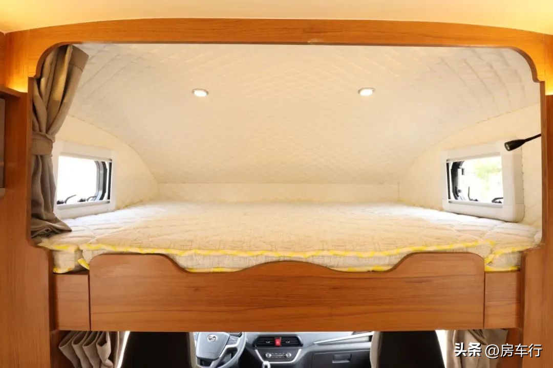 新飞s100轻卡房车怎么样,新飞自动挡轻卡房车