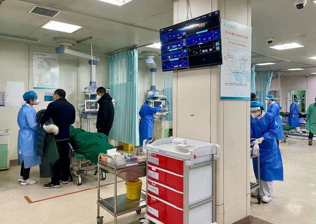 感谢抗疫各个志愿者辛苦付出句子,医者仁心感谢医护工作者一路坚持