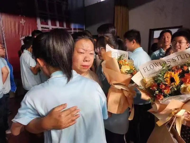 太原市文华中学校2023届毕业典礼