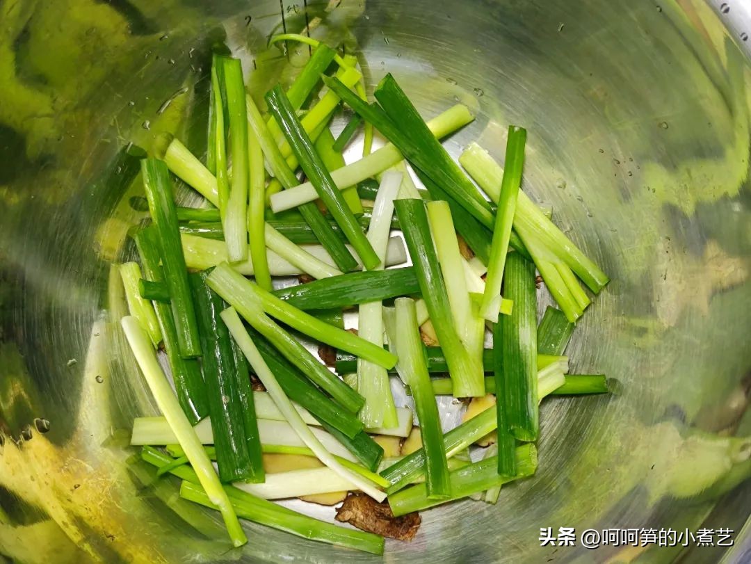 用电饭煲就能做的葱油鸡学会了吗,电饭锅葱油鸡做法家常菜