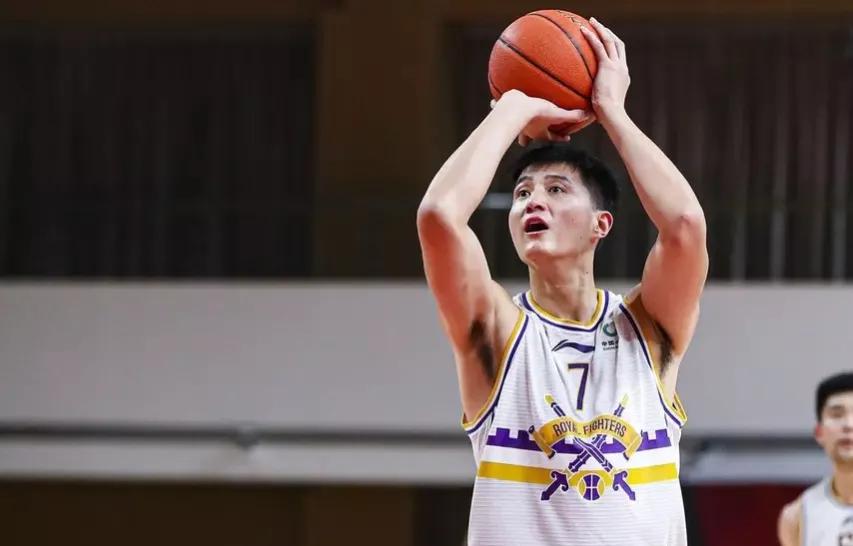 cba最新赛况赵睿,赵睿cba最新名单